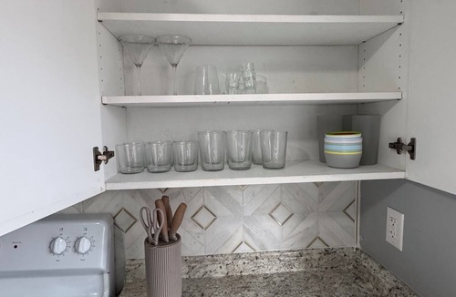North Tampa Apartment | 2-bedroom apartment near Busch Gardens and USF! WiFi & Central AC