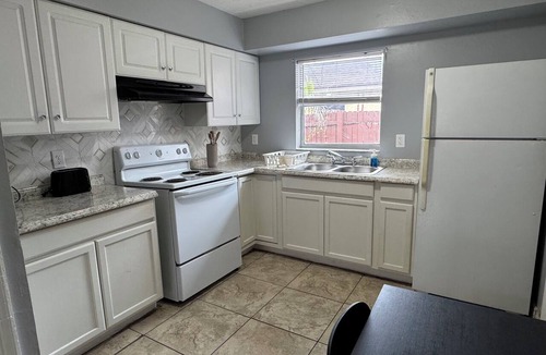 North Tampa Apartment | 2-bedroom apartment near Busch Gardens and USF! WiFi & Central AC