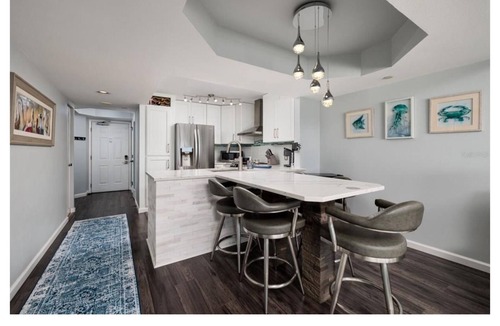 Sand Key Condo | 2-bedroom beach condo, water views in beautiful Sand Key, 4 mins to Clearwater
