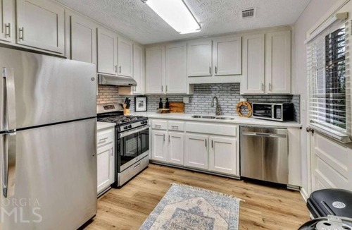 Marietta Apartment | 2 Bedroom Duplex triplex 255415 by Houzlet