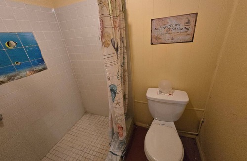 Port Richey House | 2-bedroom house in peaceful Port Richey with cool AC