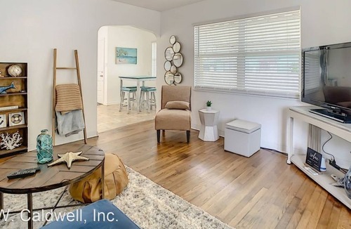 Gulfport Apartment | 2 Bedroom Single family 442254 by Houzlet