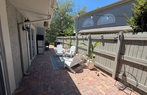 Greater Northdale House | 2-bedroom townhome in fantastic Carrollwood Tampa with 2.5 bathrooms and office.