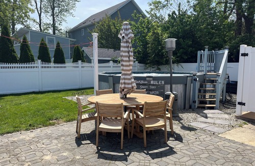 Point Pleasant Beach House | 2-bedroom house in charming Point Pleasant Beach with WiFi, AC and beach passes