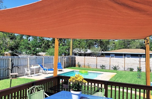 Gulfport House | 2 BR Private Vac Home near Beaches, Heated Pool, Pet-friendly Backyard w Deck