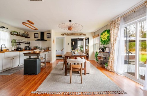 Hudson House | 2 Fun Homes