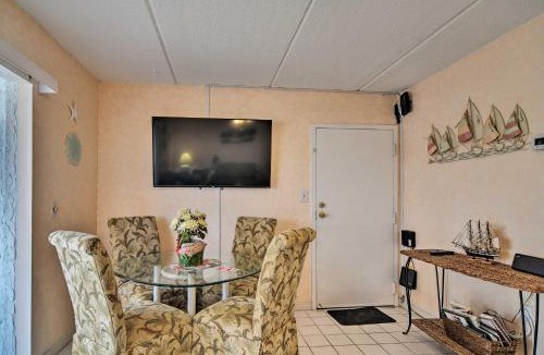 St. Pete Beach House | < 2 Mi to Upham Beach: Colorful Bungalow w/Pool
