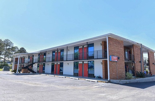 Valdosta Apartment | 2 Queen Bed| Non smoking