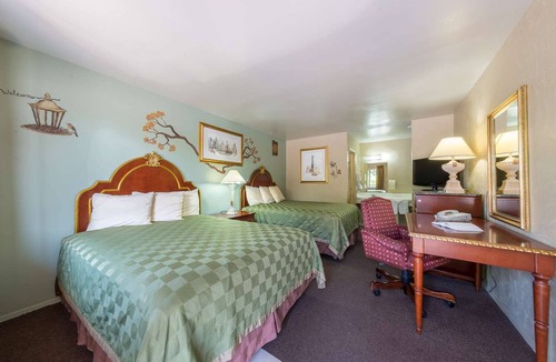 Junction Hotel | 2 Value-Pack Units w/Free Parking - Ideal for Family Weekend Adventures