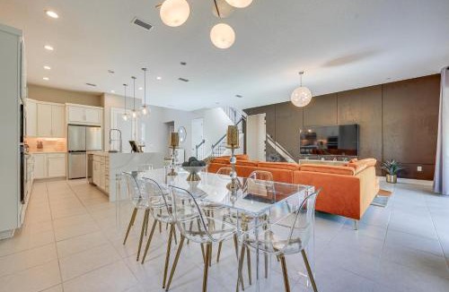 Southside House | < 20 Mi to JAX Beach + Game Days: Upscale Retreat