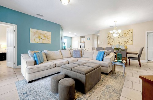 Loughman House | 20 min to Disney , Epic , Star Wars , Gameroom ,Pool Luxe dw7