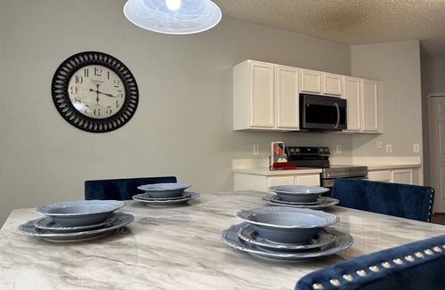 Sunset Ridge House | 258-Sunset Themed Retreat - Sleeps 10