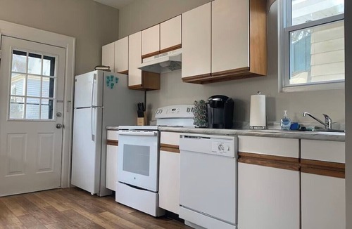Hyde Park Apartment | 2639 Observatory Avenue, Unit 1 · Hyde Park Hideaway Close to Square & Downtown!