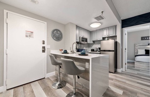 Florida Center Villa | 2BR Suite at The Enclave—Near Universal