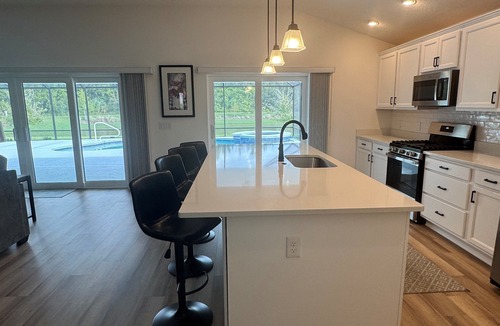 Okahumpka House | 3/3 house in The Villages with pool/hot tub on pond/preserve