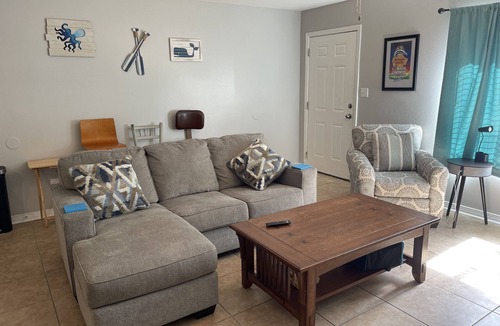Pensacola House | 3 bed 2 bath just 15 minutes to Perdido and Johnson beach!