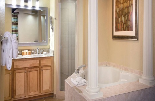 Kissimmee Resort | 3 Bedroom Deluxe at Wyndham Star Island, 10 Min from Disney!