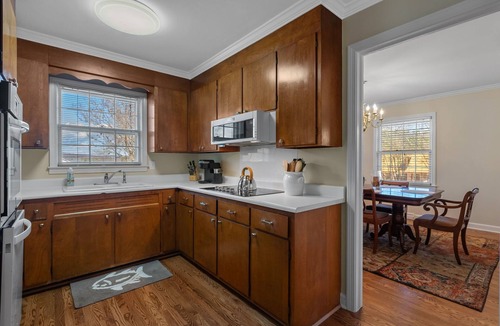 Travelers Rest House | 3-bedroom Furnished One-level home in beautiful Travelers Rest-Mountain views