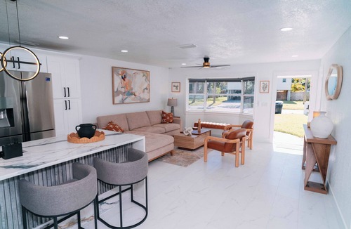 St. Petersburg House | 3-bedroom house in gorgeous St. Petersburg with AC