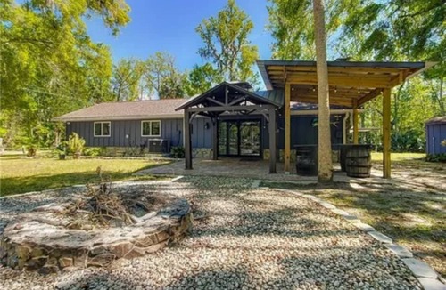 Homosassa House | 3-bedroom house in wonderful Homosassa with WiFi, AC