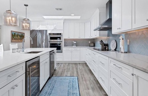 Saint Armands Key Apartment | 3 Bedroom Single family 427934 by Houzlet
