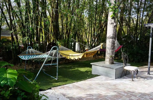 Childs Park Villa | 3-bedroom villa in enchanting St. Petersburg with AC comfort