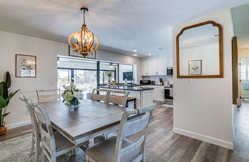 Apollo Beach House | 3 Mi to Apollo Beach Preserve! Home w/Heated Pool