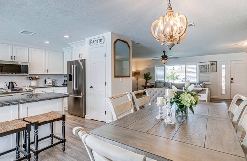 Apollo Beach House | 3 Mi to Apollo Beach Preserve! Home w/Heated Pool