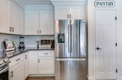 Apollo Beach House | 3 Mi to Apollo Beach Preserve! Home w/Heated Pool