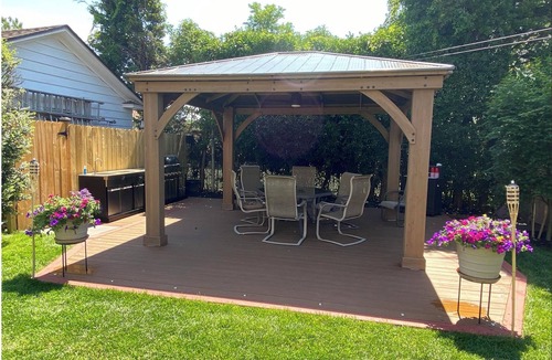 Wallington House | 3 MILES/5 KM FROM METLIFE STADIUM AND AMERICAN DREAM MALL