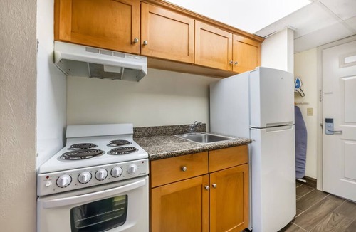 Seabreeze Park Hotel | 3 Units | Oceanfront Comfort with Pool Near Shops, Dining & Attractions