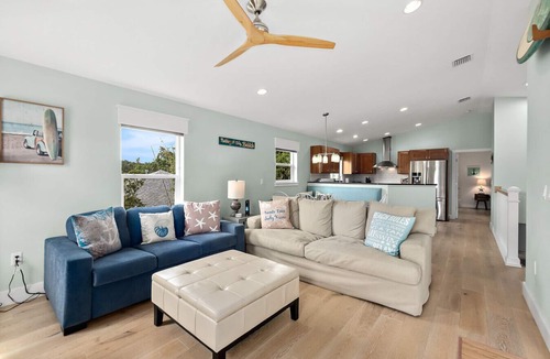 Marineland Acres House | 3BR Beach Walk Home with 2 Private Suites in Quiet Setting