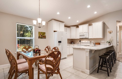 Lakeside House | 3BR Dog-Friendly Home w/Firepit & EV Charger Orange Park
