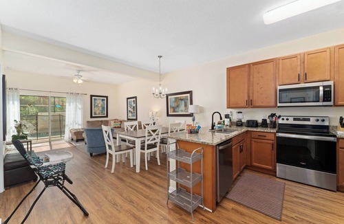 Bellavida House | 3BR Pool Townhome Near Disney
