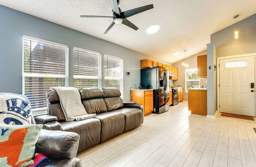 Clearwater House | 4 Mi to Clearwater Beach: Extended Stay w/Yard
