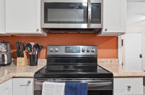 East Tampa Apartment | 4 Miles From Downtown Tampa A