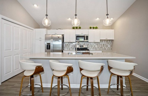 Okahumpka House | 4-Pass Golf Cart Corner Villa Near Sawgrass Grove Office Large Garden