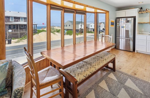 Sea Retreat House | 4080 Betcha Like It * Across the Street from Beach