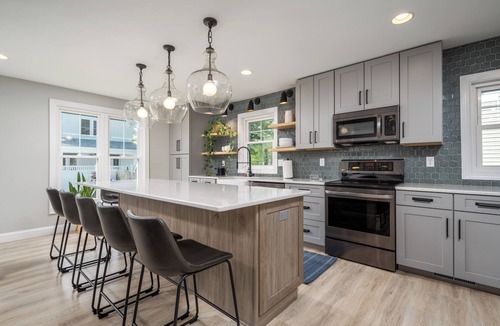 Lewes House | 409 Paynter Avenue - In town Lewes with a private pool!