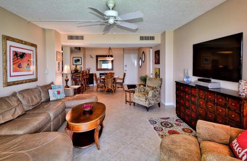 Clearwater Beach Apartment | 440 West 607N 6th Floor 440 West Condo with Stunning Water View. 23148