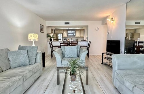 Clearwater Beach Condo | 440 West Condos 408-N Gulf and Beach Views