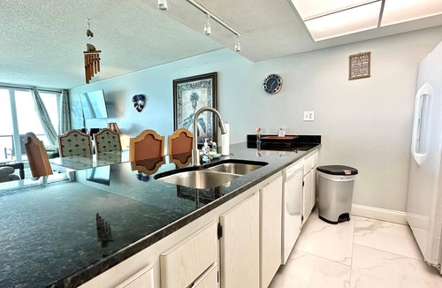Clearwater Beach Condo | 440 West Condos 608-N Waterfront with Gulf of Mexico View