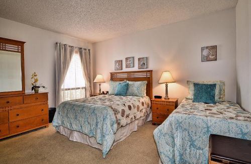 Clearwater Beach Apartment | 440 West Condos 1508S Walk to the Beach 555