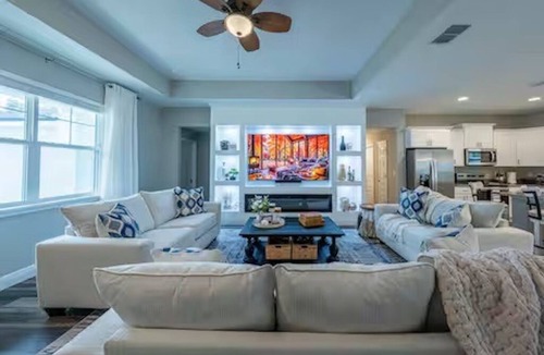 Ocala House | 4BD Family Retreat on 1 Acre with Fire Pit & 9 Min to WEC