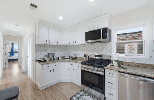 West New York Apartment | 4BR- 2BathParking- Times Sq & MetLife - FIFA 2026