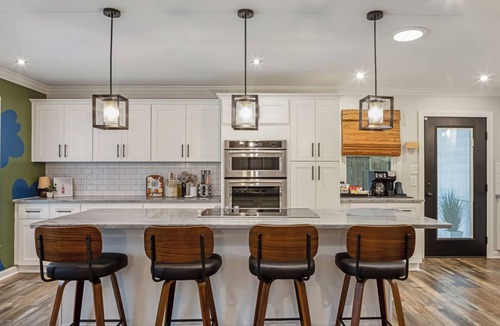 Raleigh House | 4BR, 3 Full Baths, Sleeps 14 | Chef's Kitchen | Hot Tub |Pool Table