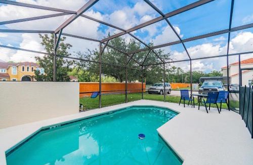 Bellavida Villa | 4BR Bella Vida Townhome with Pool