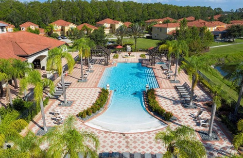 Bellavida House | 4BR Bella Vida Villa with Pool, BBQ & Themed Rooms near Disney