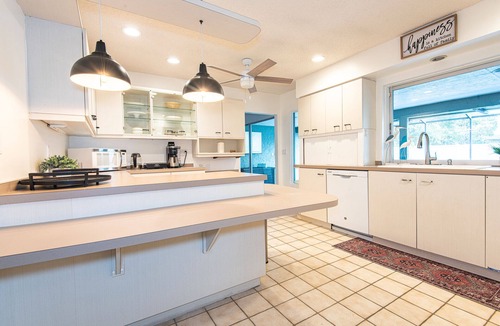 Whitfield House | 4BR Private Pool Home, Screened Lanai, & 3mi to SRQ Airport