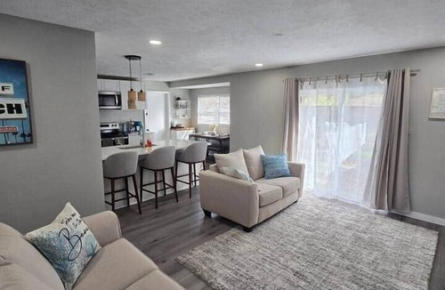 Lake Magdalene House | 5 Bedroom Home Minutes from Attractions & Downtown